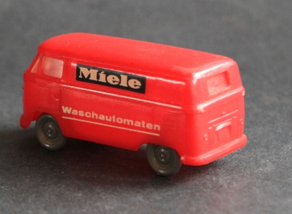 Hammer Volkswagen Bus T1 "Miele Waschautomaten" 1960 Plasticmodel (3635)